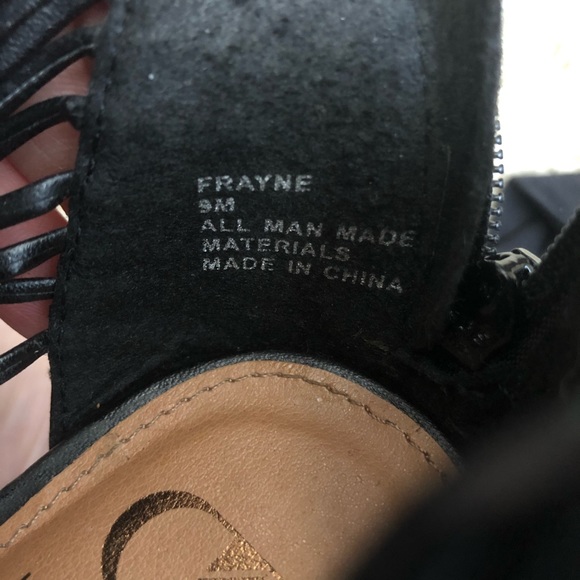 Heels - Picture 3 of 4